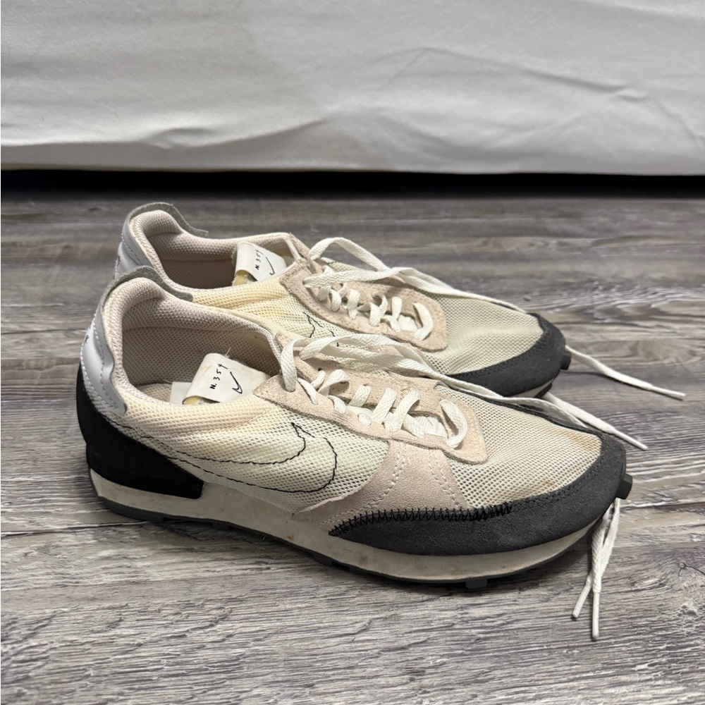 Nike Women’s Cream and Black Sneakers